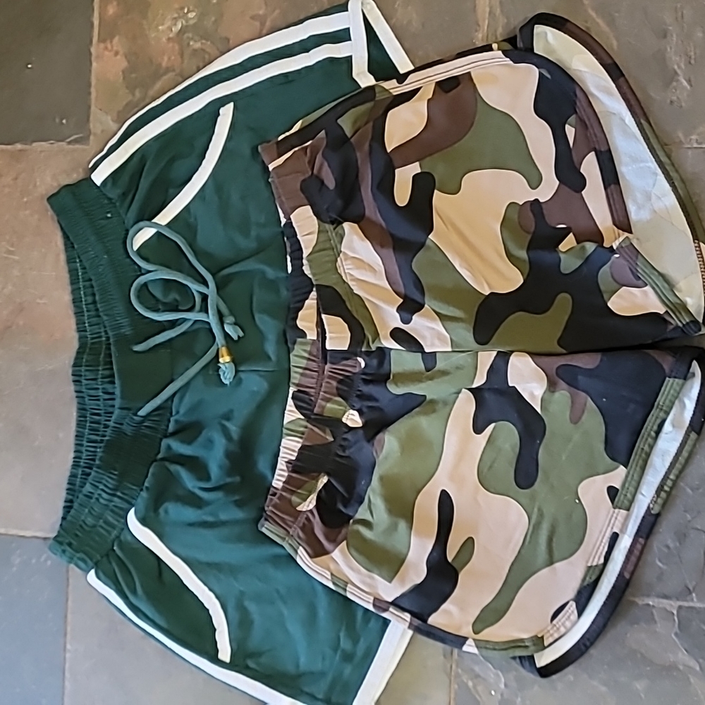 2 shorts